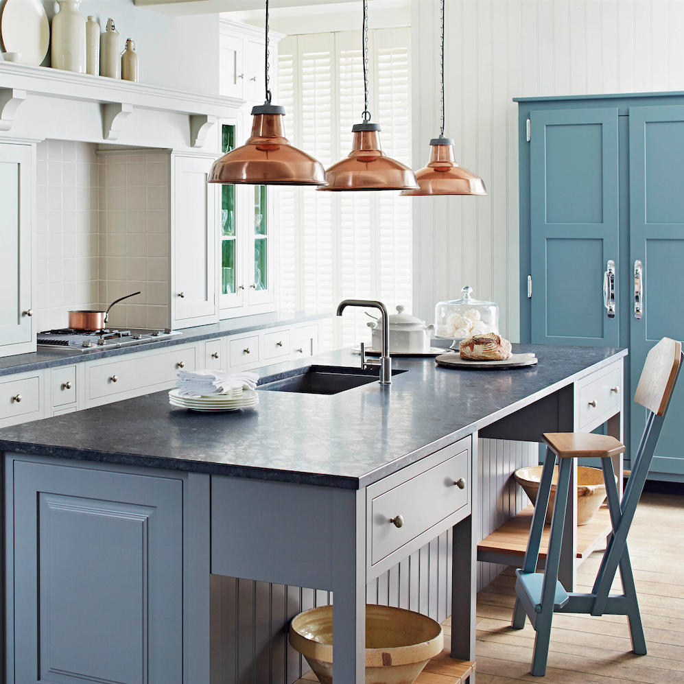 Lanterns over shop kitchen island