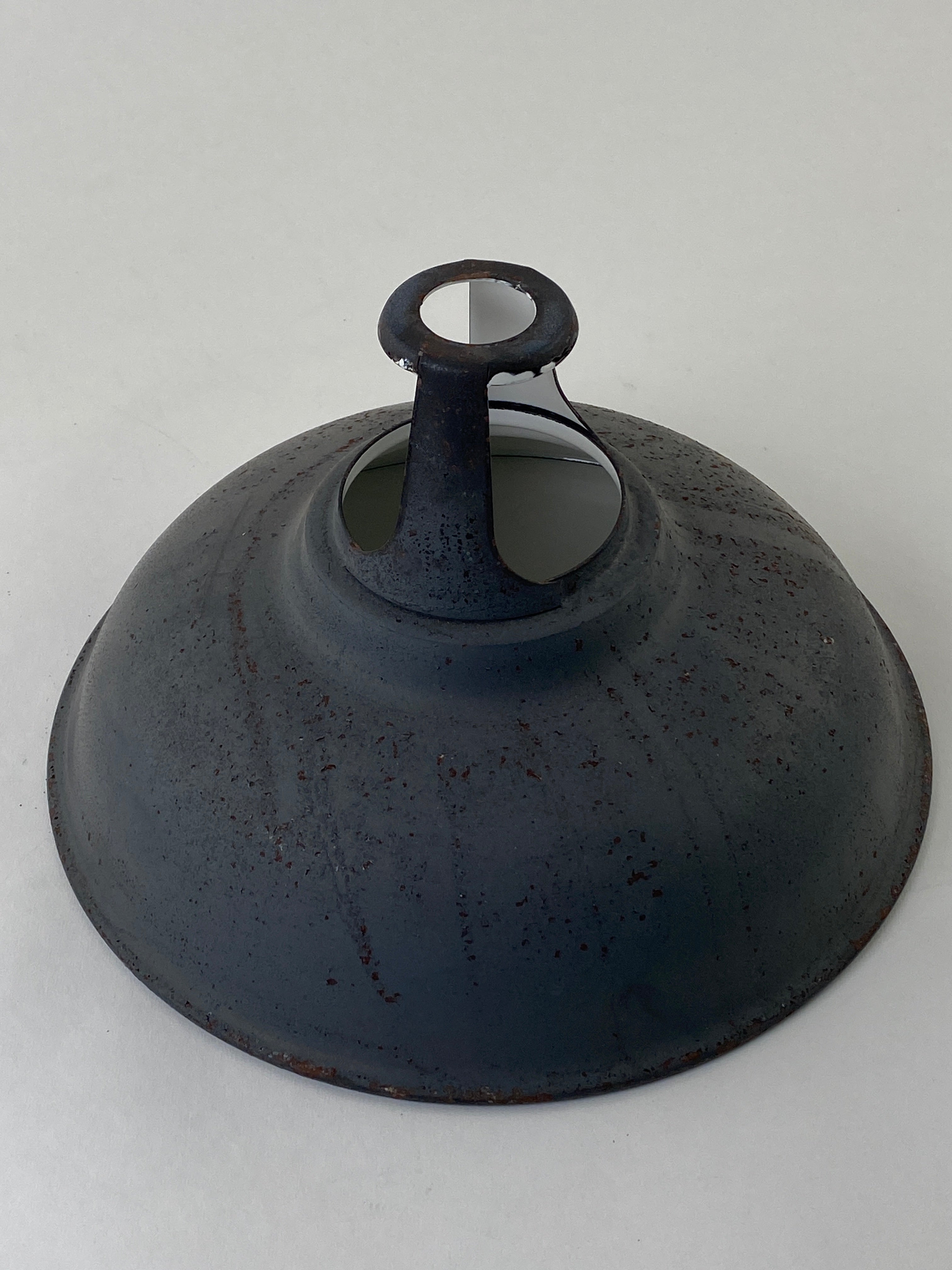 Black Rusted Coolicon B22 | 28cm | Pendant | Worn Lighting